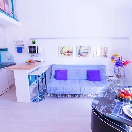 아파트 Duplex Two Bedroom Cristianos Parque Margarita *